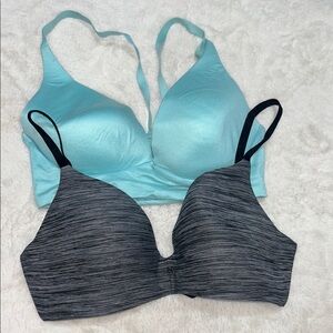 32D Victoria’s Secret wireless bra set